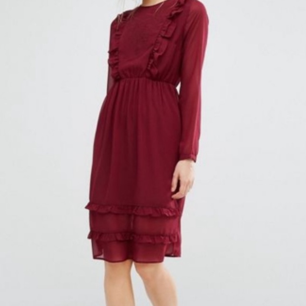 Vero Moda | Burgundy Midi Dress